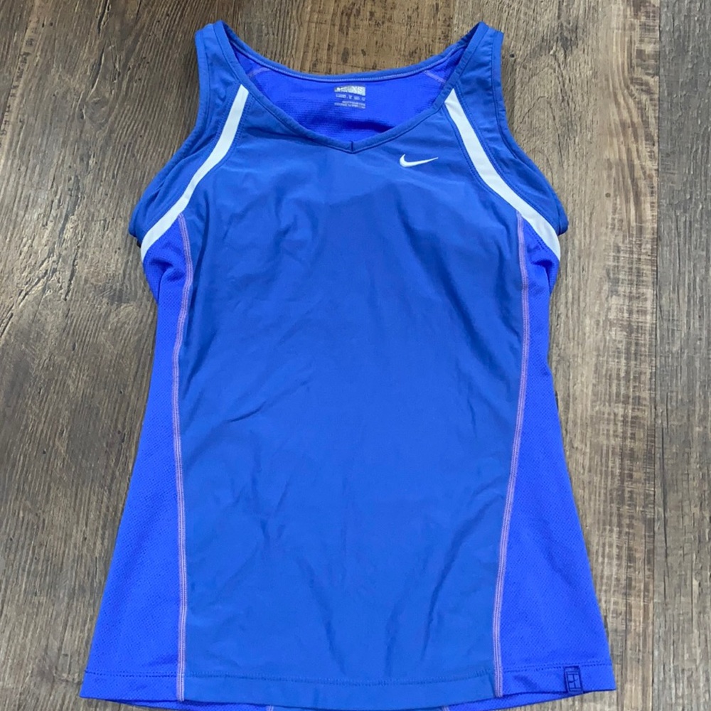 Nike Fit Dry Athletic Top Size XS